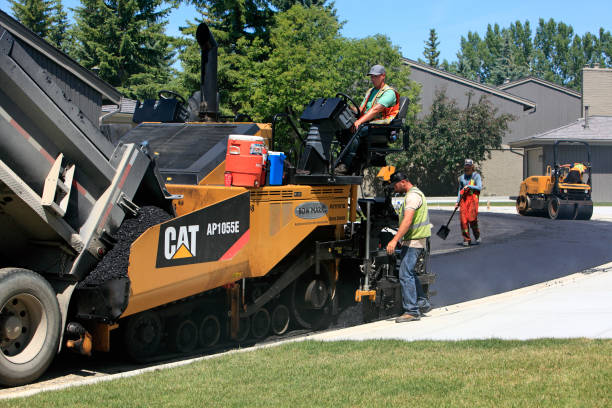 Best Decorative Driveway Pavers  in Fredonia, WI